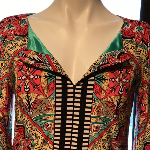 Laundry by Shelli Segal bell sleeve mirrored pattern lined colorf dress size 10 - Picture 9 of 9